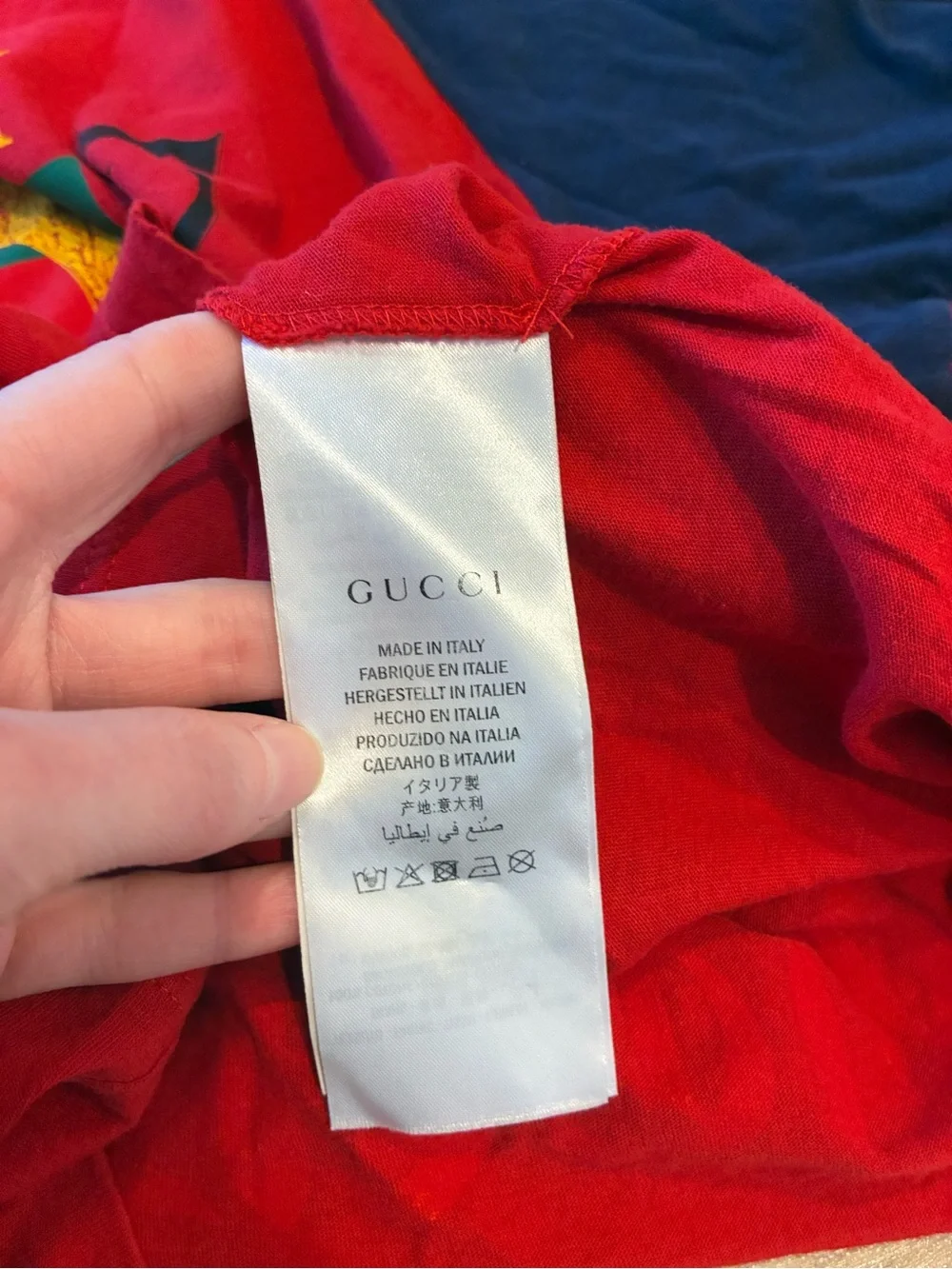 Gucci Men’s Red Printed Jersey Crew Neck Modern Future T-shirt Distressed Size S